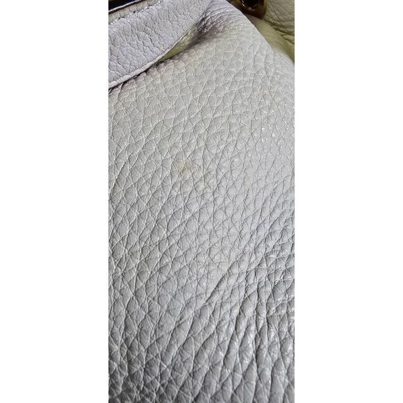 Michael Kors pebble leather ivory hobo shoulder-bag purse 2 Tassels & metal badg - Picture 11 of 13